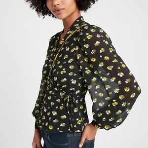 BANANA RÉPUBLIC FLORAL WRAP BLOUSE SIZE SMALL